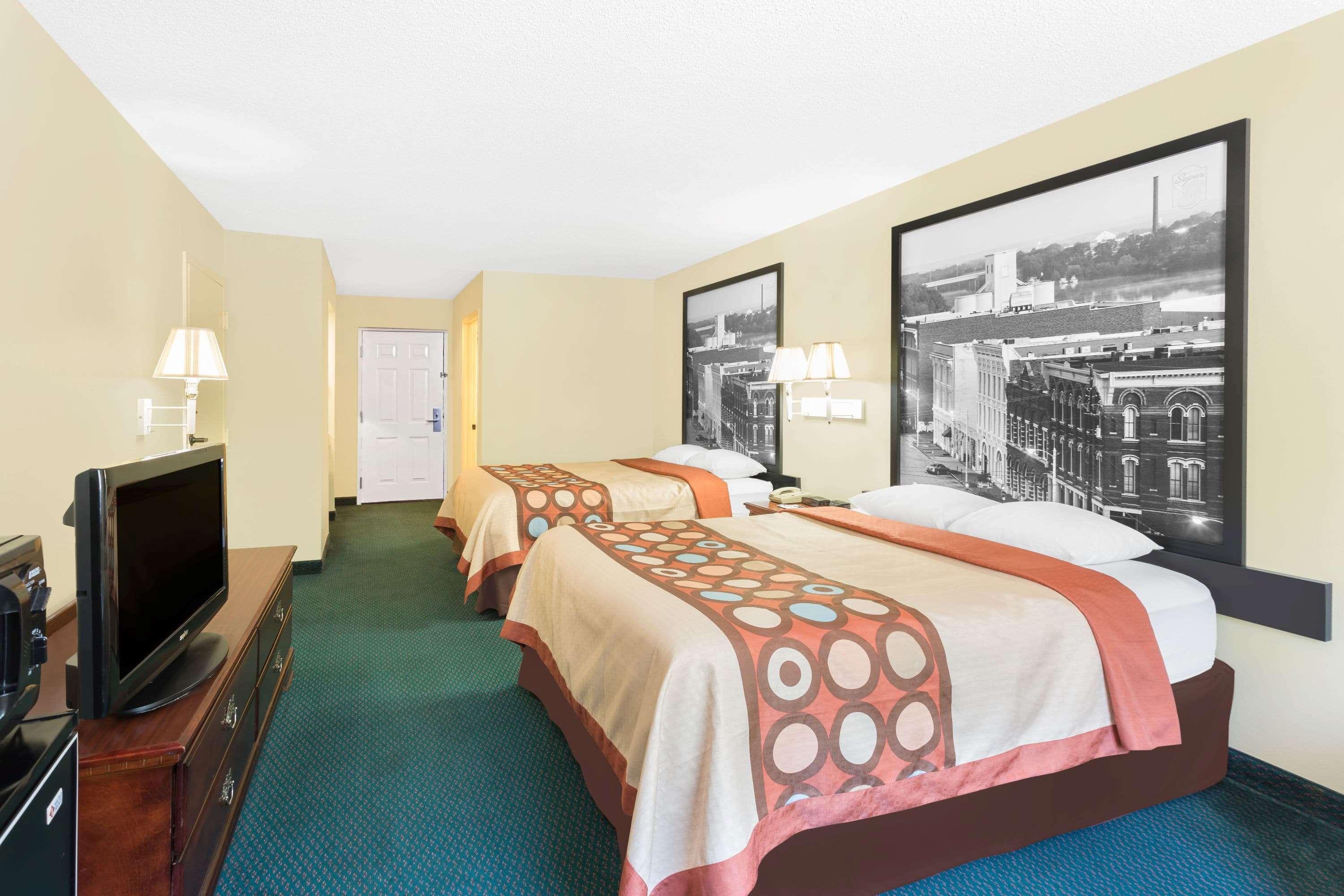 Super 8 By Wyndham Montgomery I-65 Exteriör bild